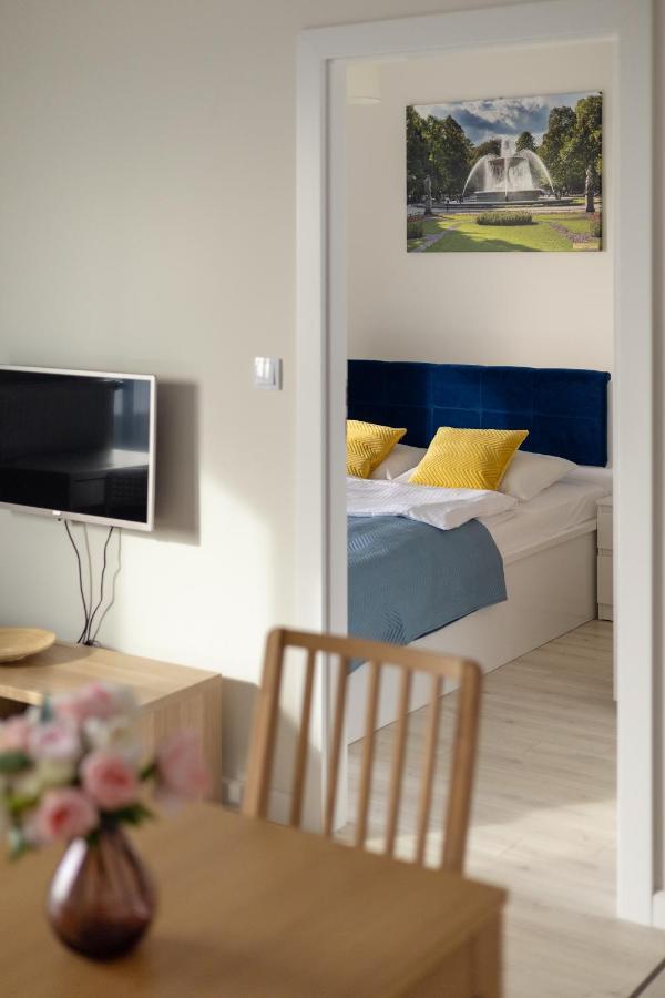 Wola Chic Blue Apartment Varsó Kültér fotó
