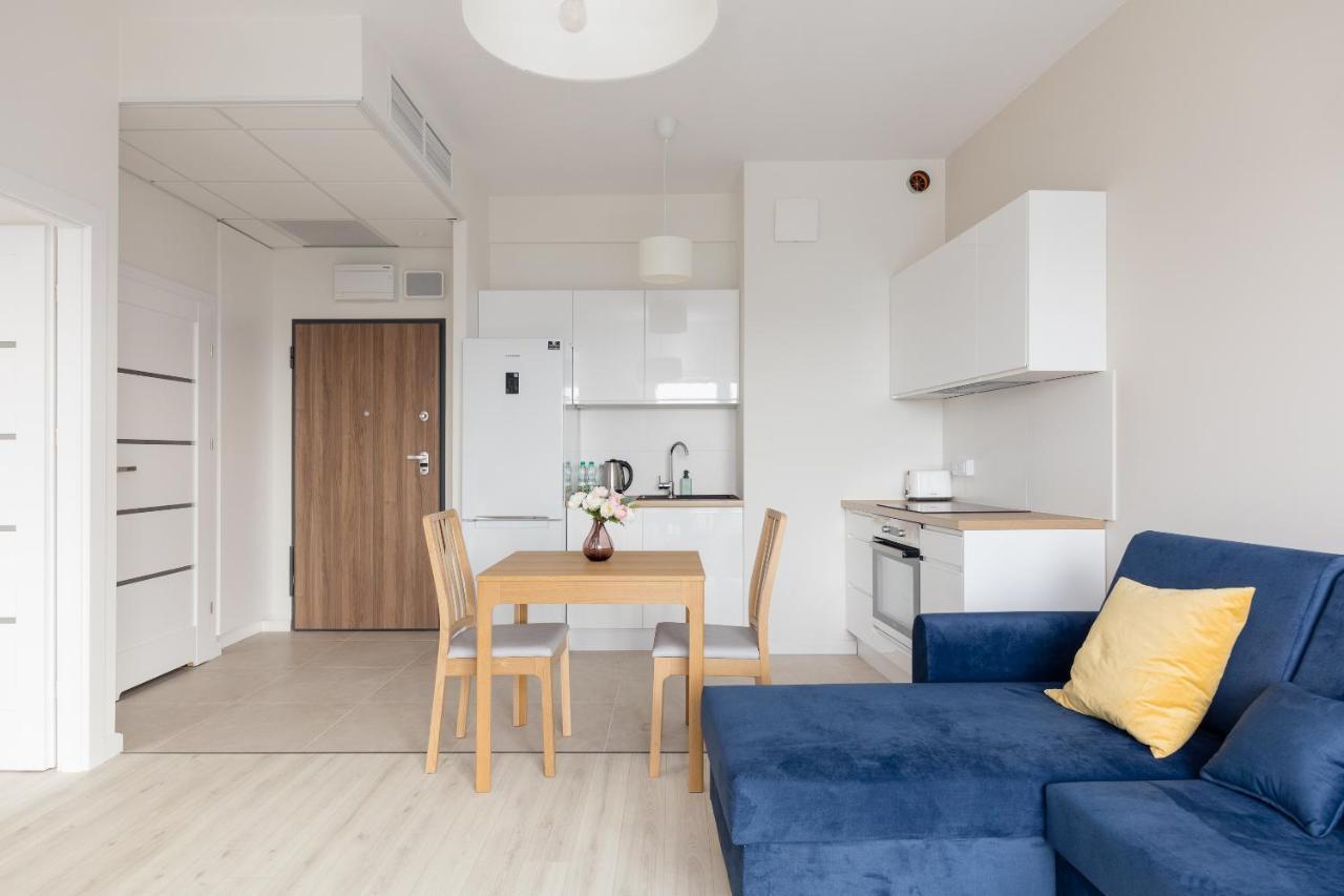 Wola Chic Blue Apartment Varsó Kültér fotó